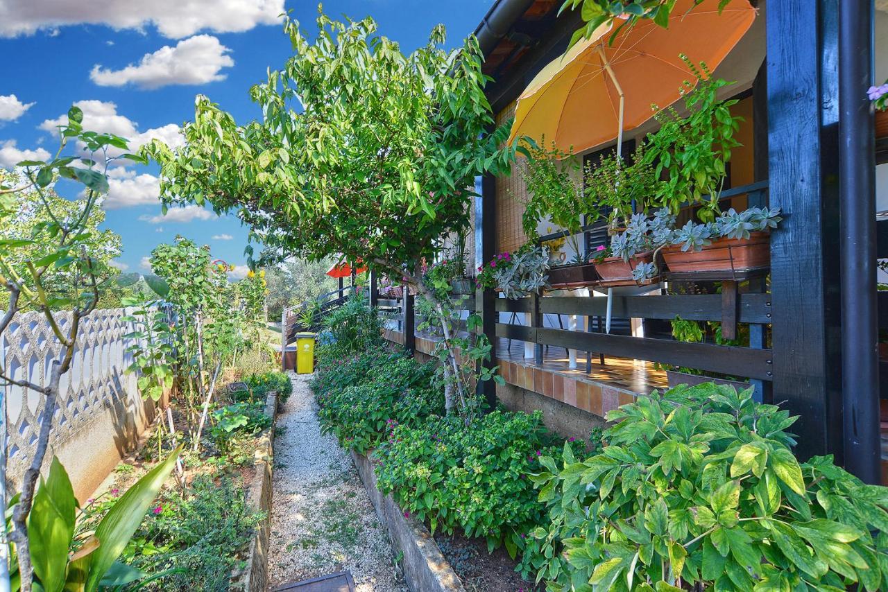 Rooms Veli Vrh 2208 PUY Exterior foto